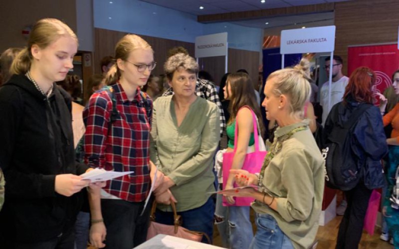 Začali sa výstavy a veľtrhy vzdelávania