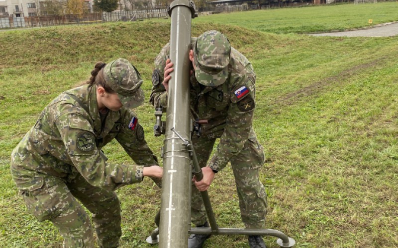 Odborná príprava študentov - delostrelcov