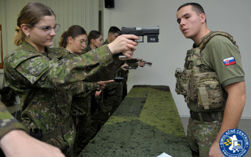 Cyklické vzdelávanie študentov zo streleckej prípravy