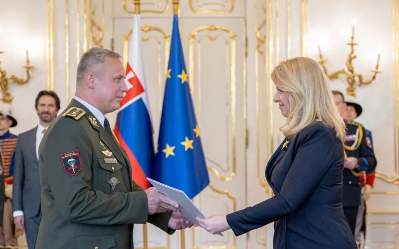 Rektor AOS plk. Sabó bol dnes povýšený do hodnosti brigádneho generála