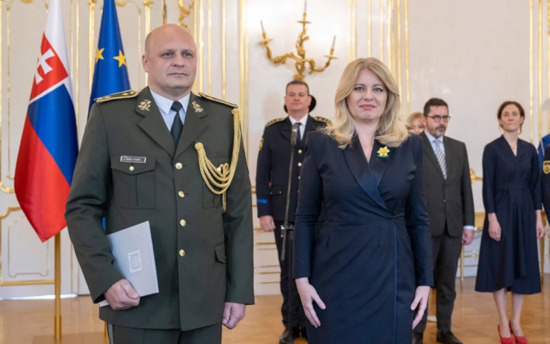 Rektor AOS plk. Sabó bol dnes povýšený do hodnosti brigádneho generála