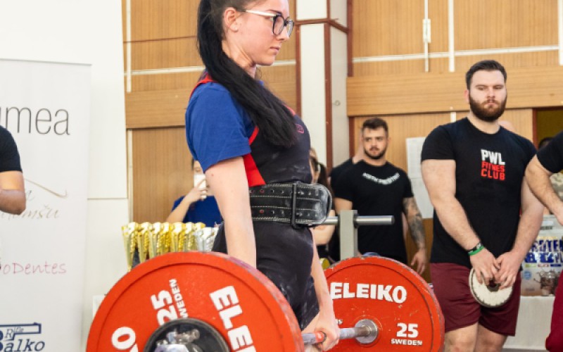 Máme majsterku Slovenska v silovom trojboji