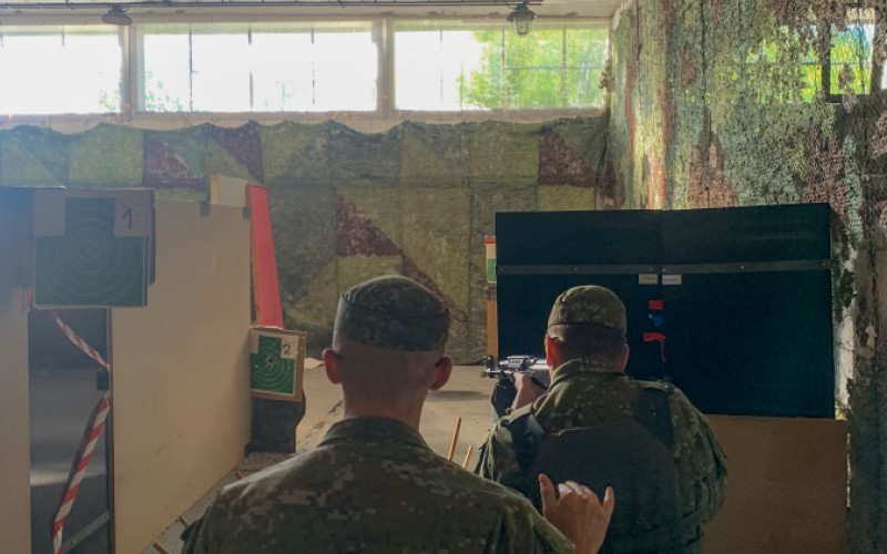 Preskúšanie prvákov zo streleckej prípravy