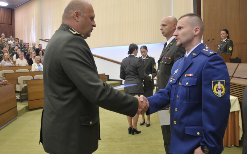 Pripomenuli sme si Deň ozbrojených síl