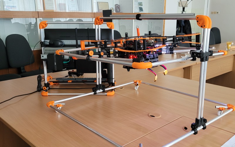 Prezentácia systémov DRON TECH LAB na katedre strojárstva