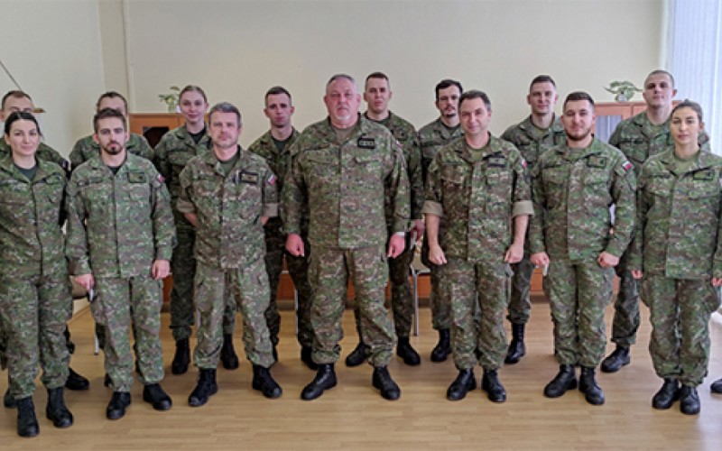 Záverečné preskúšanie kadetov z vojenského programu