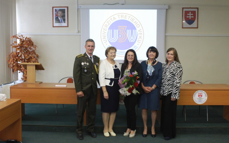 Univerzita tretieho veku – cesta poznania a priateľstva