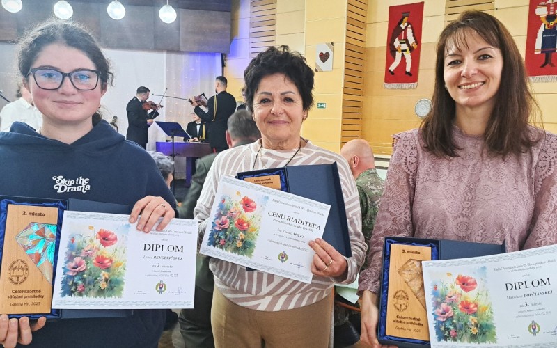 Úspechy v celorezortných súťažných prehliadkach FotoAtak a Galéria MIL