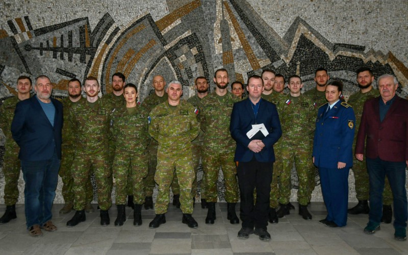 Príprava príslušníkov Vzdušných síl OS SR v krátkodobom odbornom kurze Rádiolokačná technika