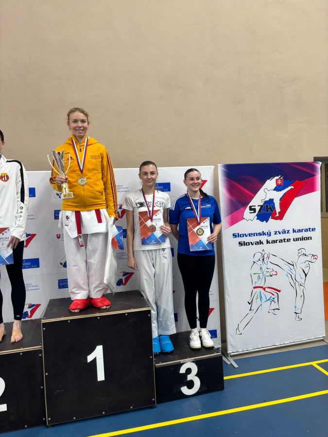 Striebro a bronz na seniorských Majstrovstvách Slovenska v karate