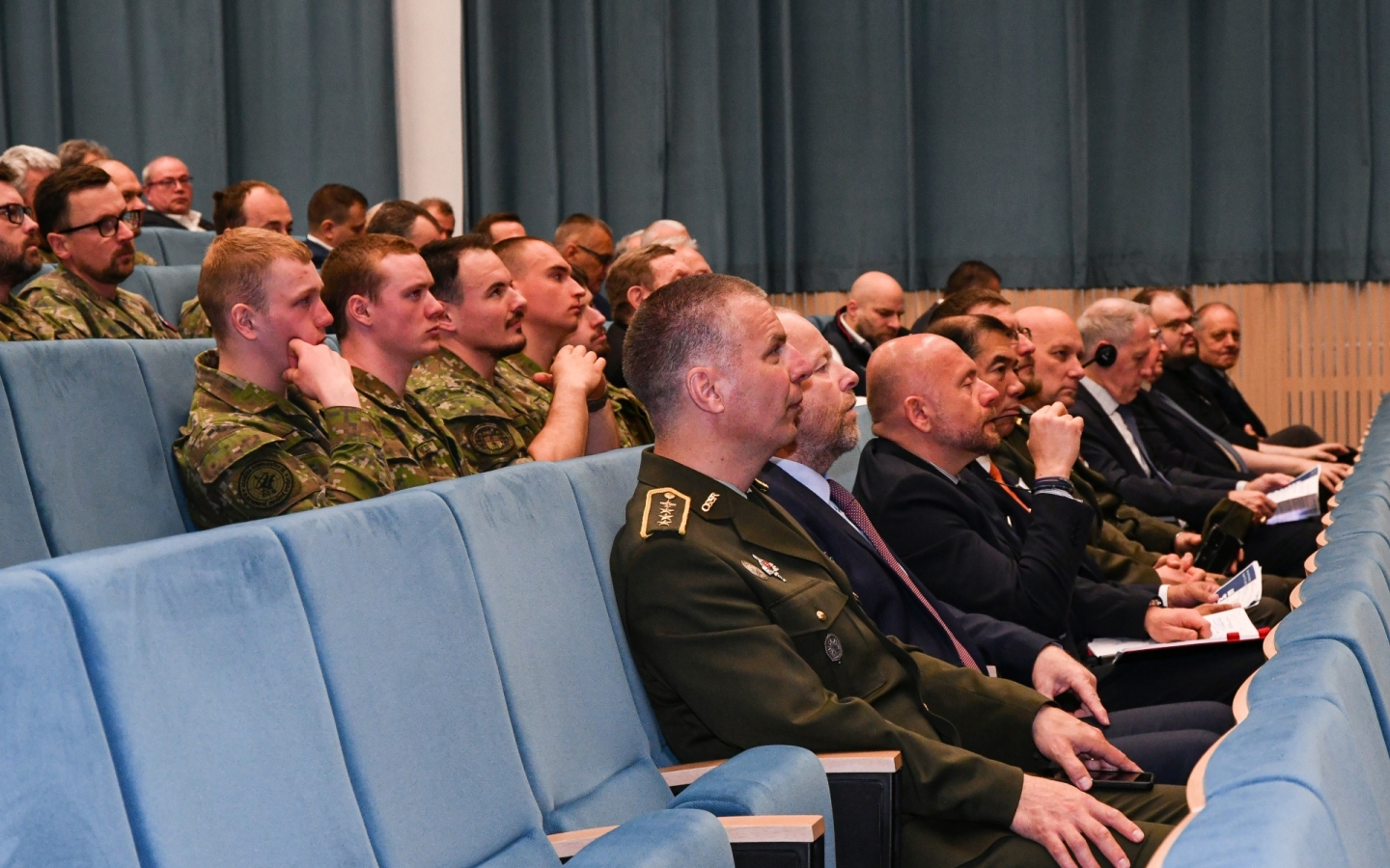 Inovácie kybernetickej obrany a trendy kybernetickej bezpečnosti ako kľúčový fenomén súčasnosti