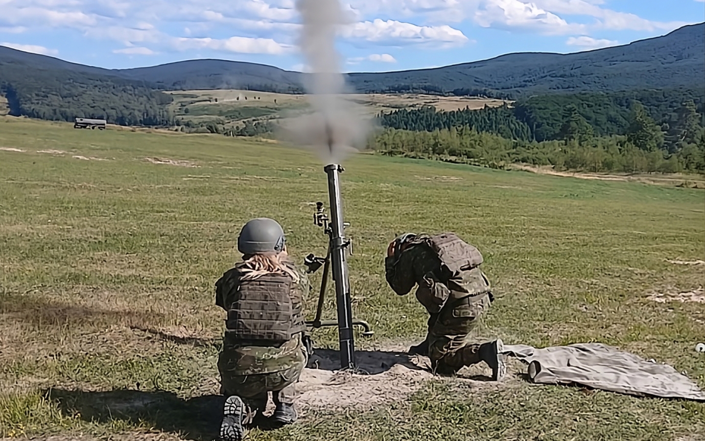 Katedra vojenskej taktiky a operačného umenia rozvíja výcvik palebnej podpory s využitím UAS
