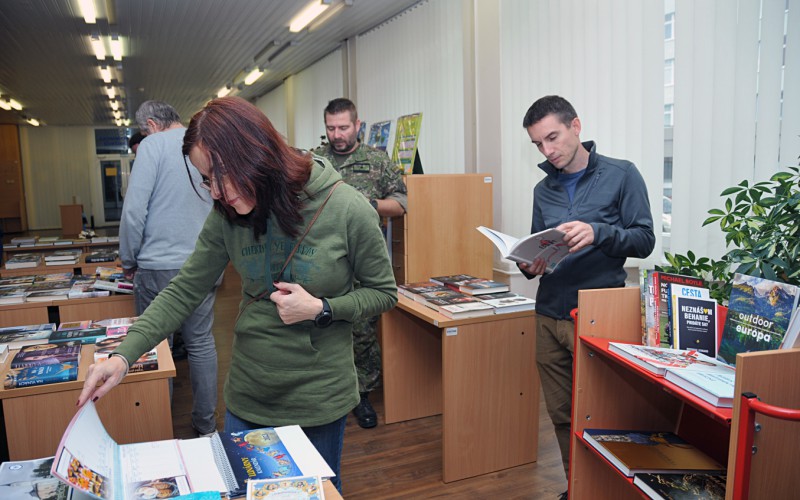 Pre-Christmas book exhibition "A gift that pleases", November 23rd 2022