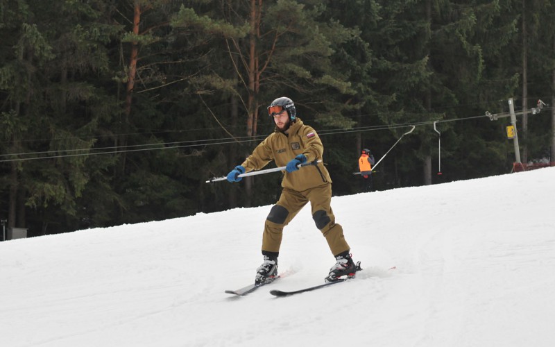 Winter physical education field trainig of cadets, February 16th 2022