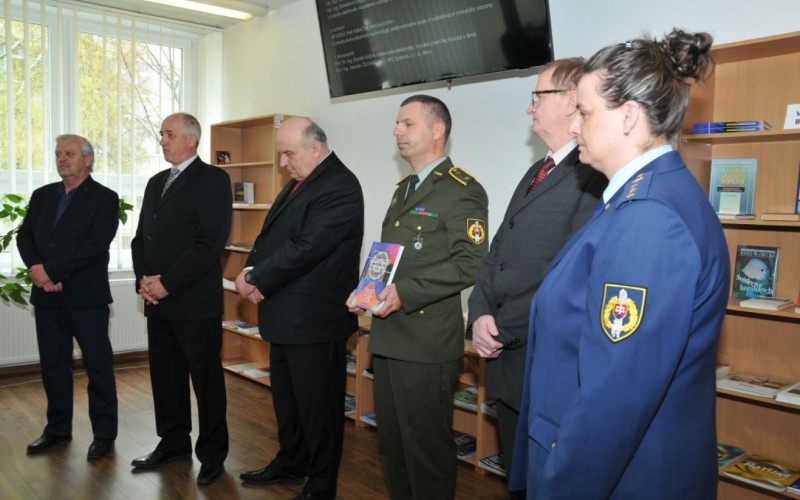 Krst novej vysokoškolskej učebnice: Rádiotechnický prieskum, 06. 05. 2022