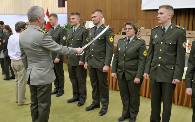 Pasovanie nových členov do "Cechu vojenskej logistiky", 30. 06. 2025