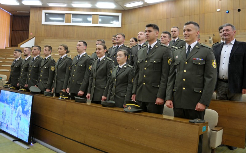 Vyradenie absolventov AOS vojenskej špecializácie G20 - delostrelcov, 30. 06. 2025