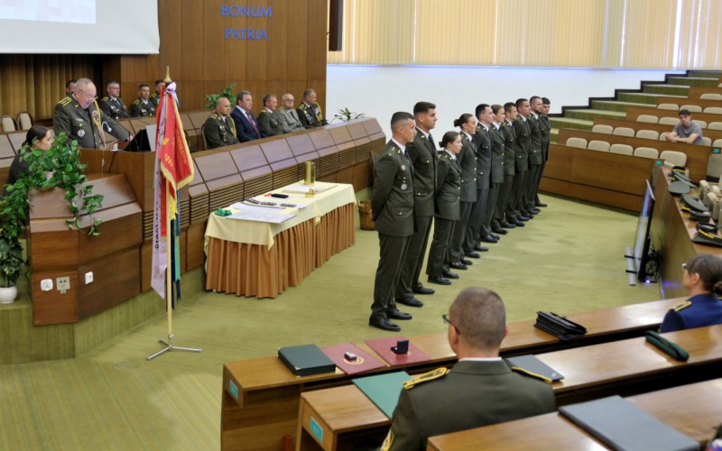 Vyradenie absolventov AOS vojenskej špecializácie G20 - delostrelcov, 30. 06. 2025