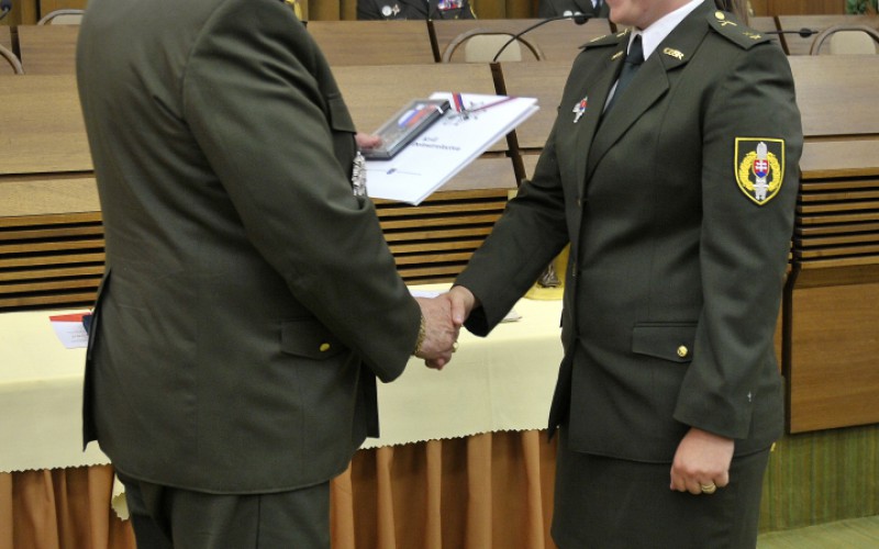 Vyradenie absolventov AOS vojenskej špecializácie G20 - delostrelcov, 30. 06. 2025