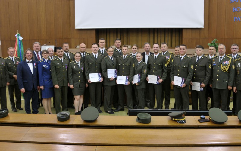 Vyradenie absolventov AOS vojenskej špecializácie G20 - delostrelcov, 30. 06. 2025