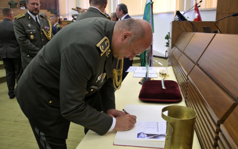 Vyradenie absolventov AOS vojenskej špecializácie G20 - delostrelcov, 30. 06. 2025