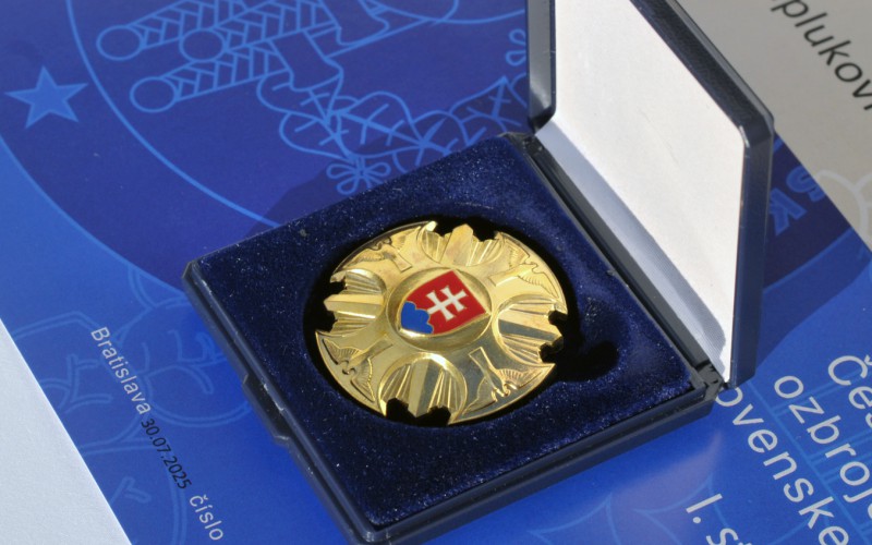 Slávnostné zhromaždenie profesionálnych vojakov a zamestnancov AOS  pri príležitosti 81. výročia SNP a 33. výročia prijatia Ústavy SR , 02. 09. 2025