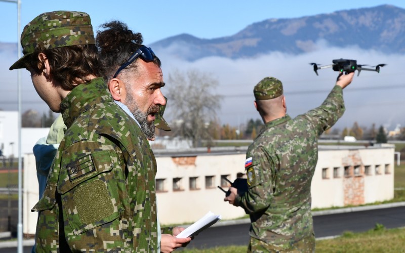 Nakrúcanie televíznej relácie Ľavou zadnou na AOS                    6. 11. 2025