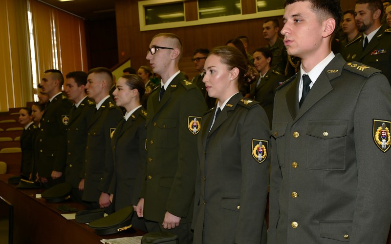 Prijímanie nových učňov do Cechu delostreleckého 4. 12. 2025