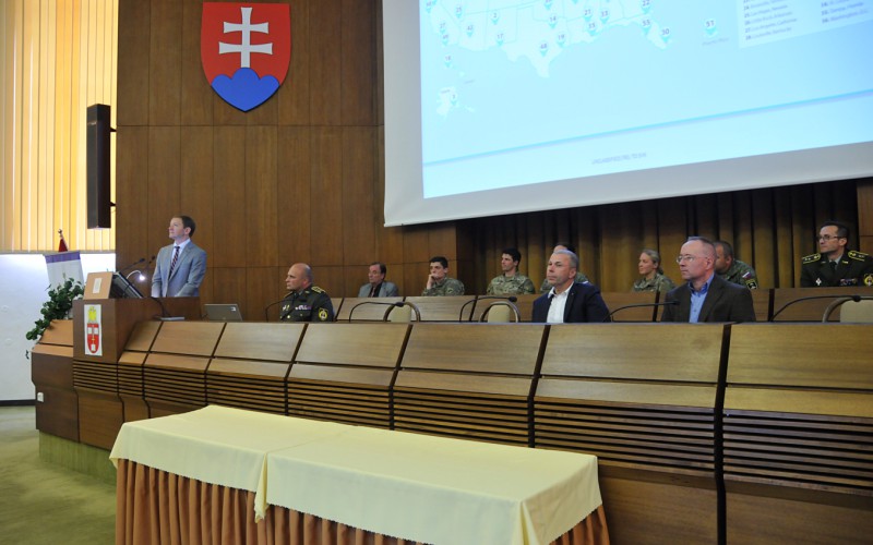 Výstava, prednáška a diskusia ANTIHYBRID