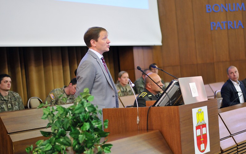 Výstava, prednáška a diskusia ANTIHYBRID