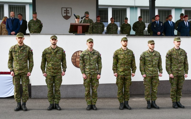 Slávnostný nástup pri príležitosti odovzdania bordových baretiek, 16.03.2026