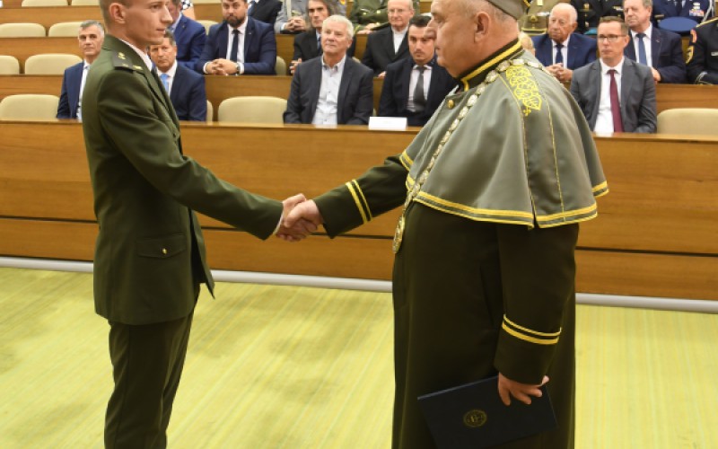 Slávnostná promócia kadetov AOS, 08. 07. 2022