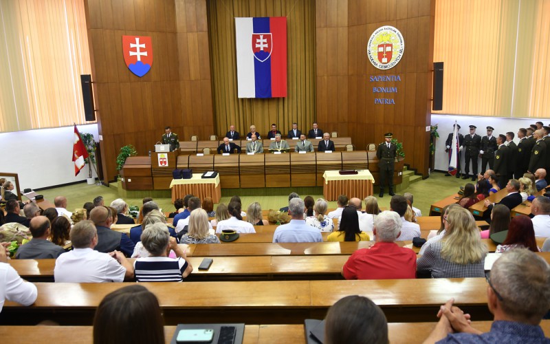 Slávnostná promócia bakalárov AOS, 15. 07. 2022