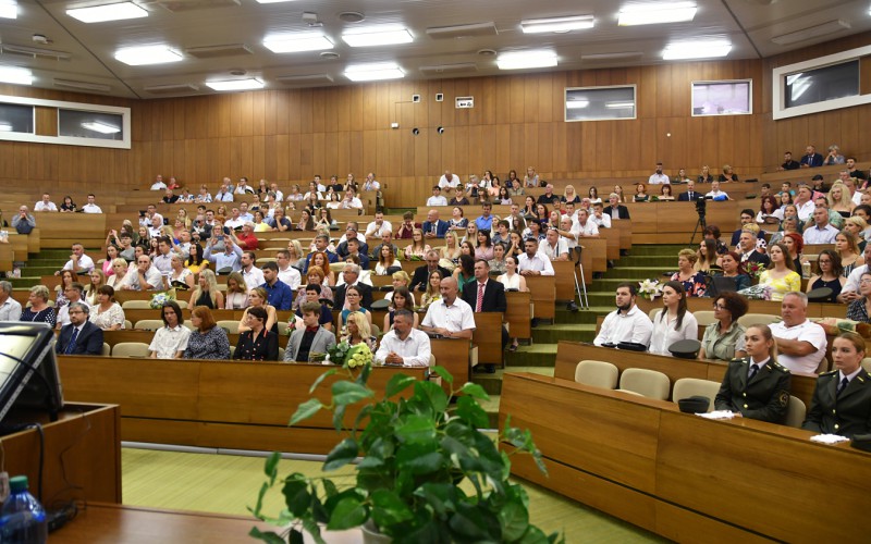 Slávnostná promócia bakalárov AOS, 15. 07. 2022