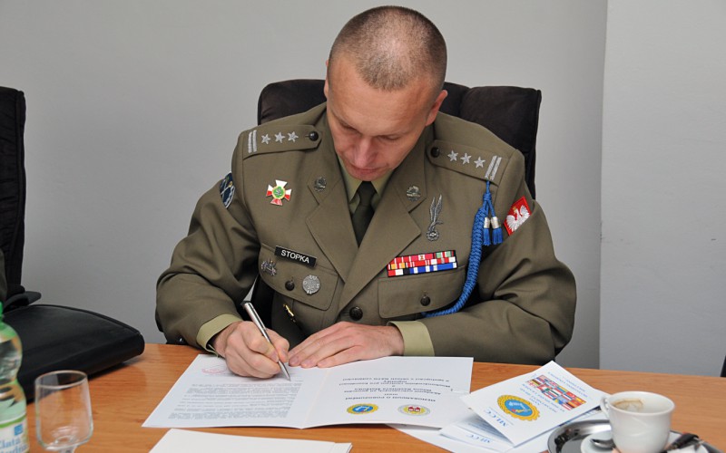 " Memorandum o porozumení a spolupráci  v oblasti NATO vzdelávania", 20. 09. 2022