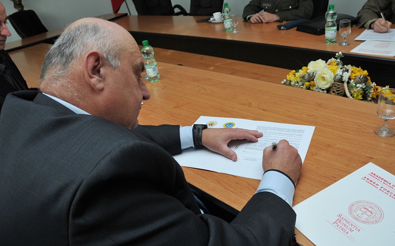 " Memorandum o porozumení a spolupráci  v oblasti NATO vzdelávania", 20. 09. 2022