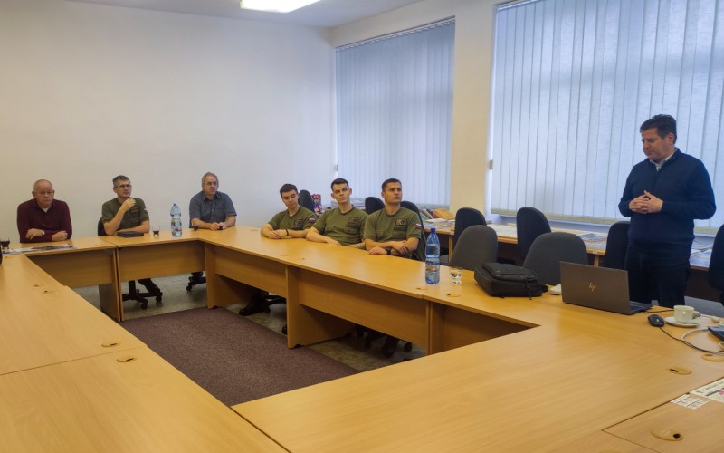 Prezentácia vozidla Zetor Gerlach na katedre strojárstva