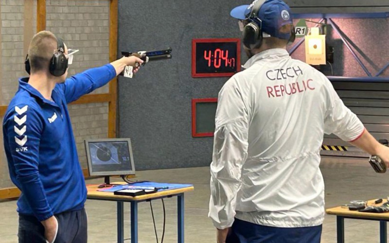 Úspechy doktoranda AOS v streľbe zo vzduchovej pištole