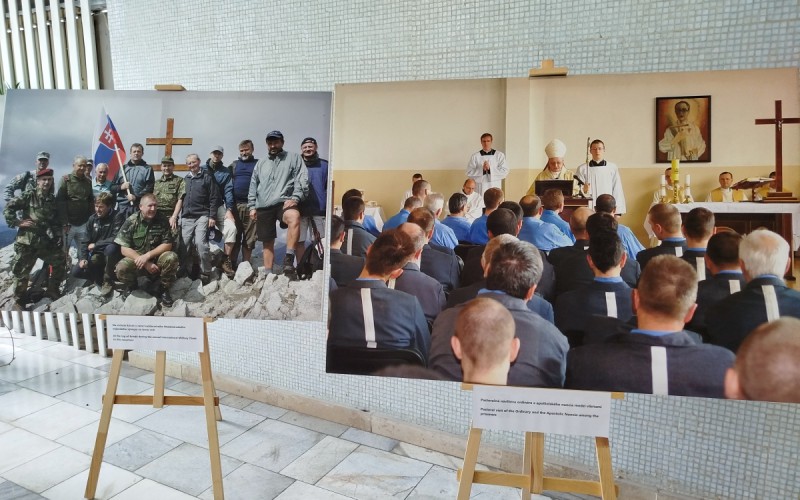 Otvorenie výstavy fotografií v Liptovskom Mikuláši