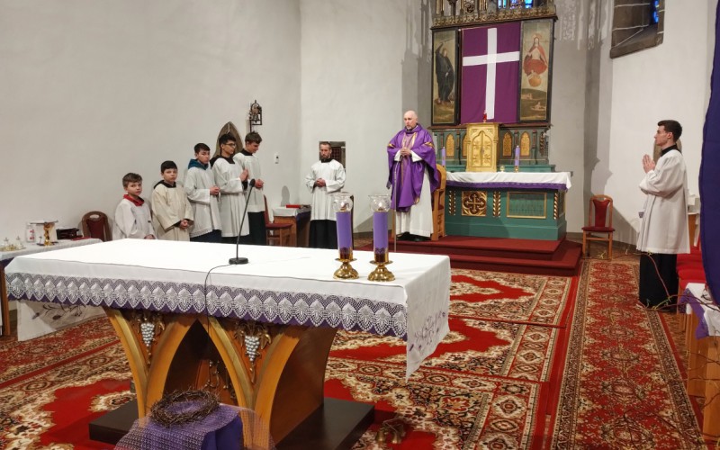 Krížová cesta kadetov v kostole sv. Mikuláša