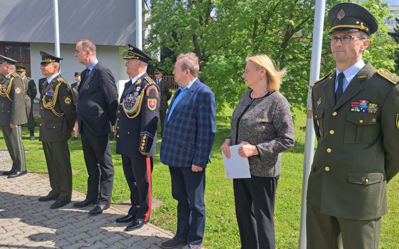 M. R. Štefánik nám pripomína hodnoty odvahy, vytrvalosti a lásky k vlasti.