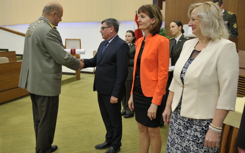 Ocenenie členiek katedry pri príležitosti Dňa učiteľov