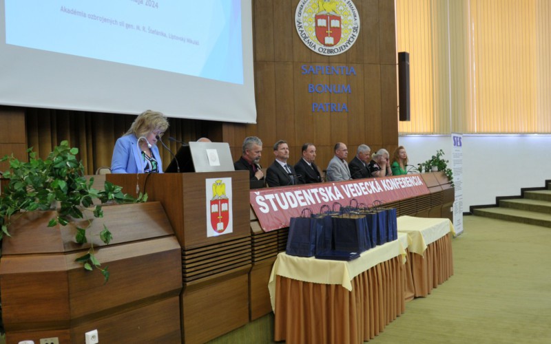Akadémia žila Študentskou vedeckou konferenciou