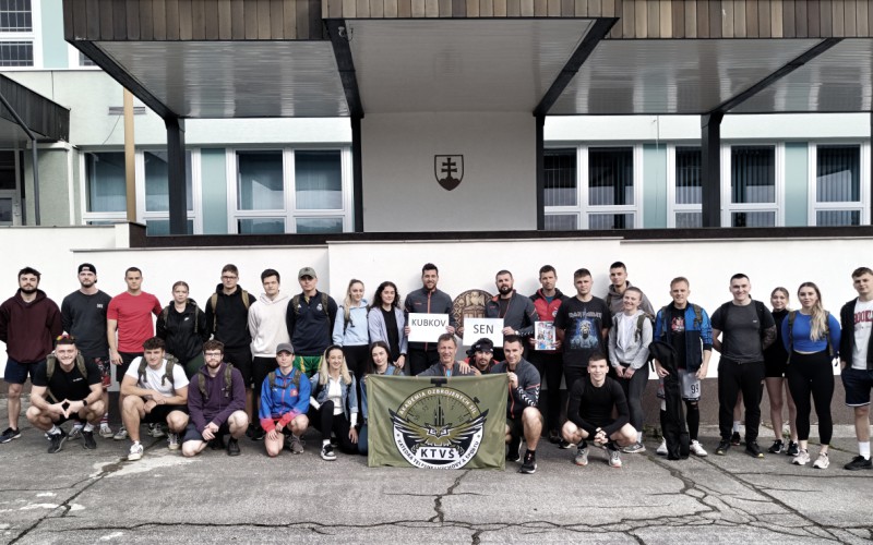 Katedra telesnej výchovy a športu  AOS pomáhala naplniť Kubkov sen