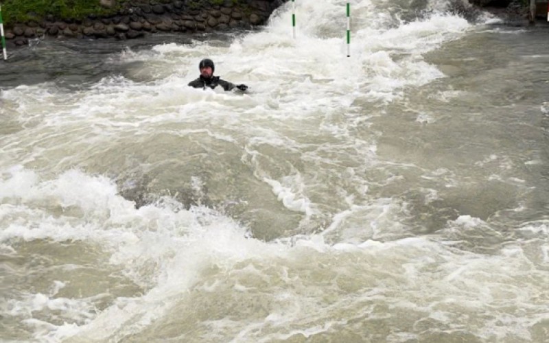VÝCVIK PRIESKUMNÝCH JEDNOTIEK VO VODNOM PROSTREDÍ