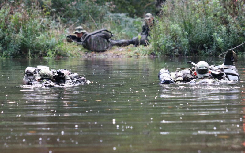 SIAHLI NA DNO SVOJICH SÍL: VEĽKÝ ÚSPECH KADETOV NA SÚŤAŽI PRIESKUMNÝCH TÍMOV