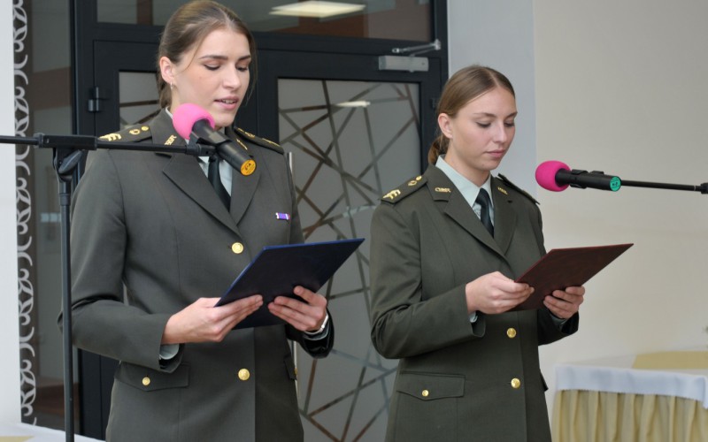 Október – Mesiac úcty k starším