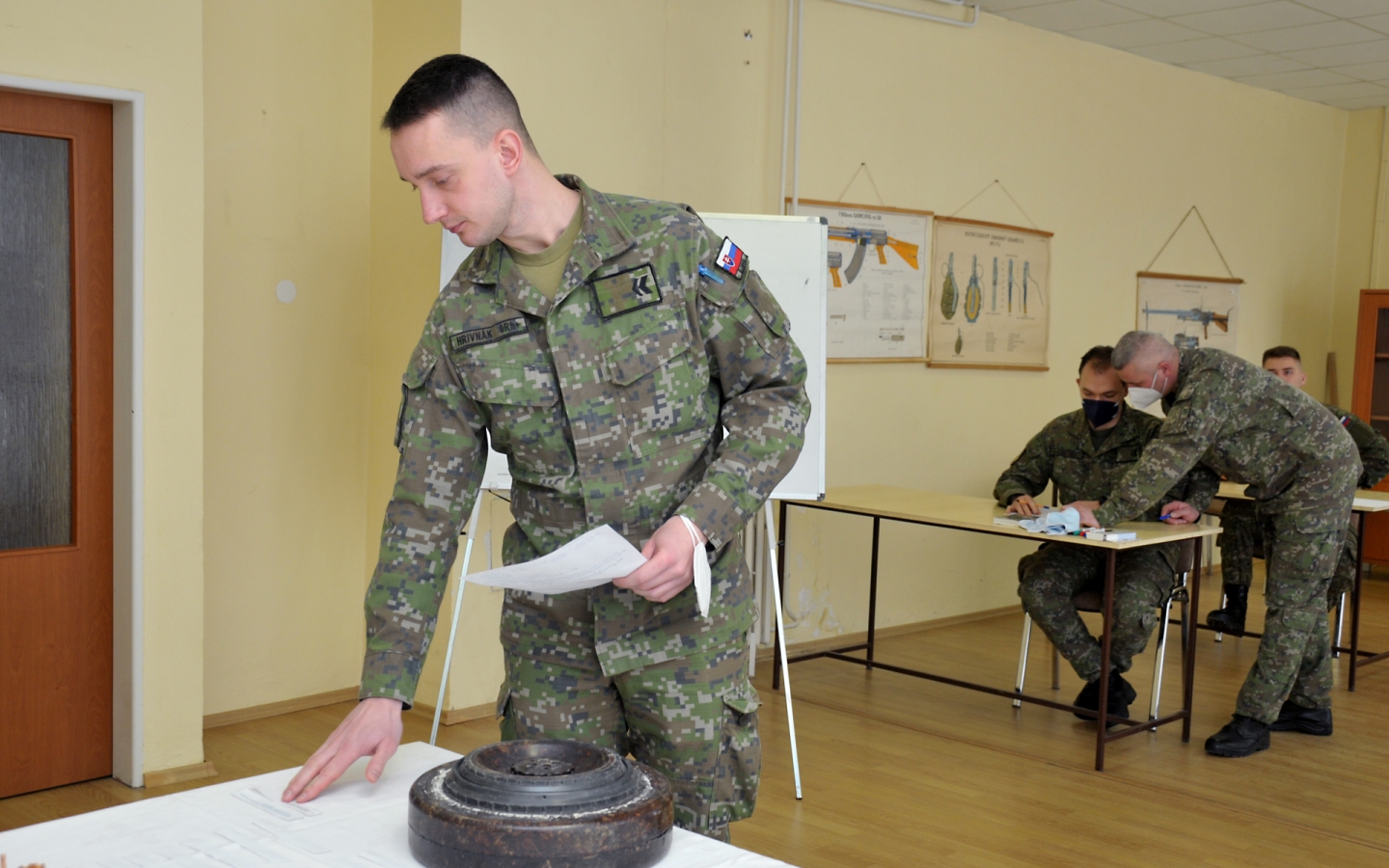Záverečné preskúšanie kadetov z vojenského programu