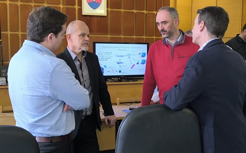 Neverejná bunková mobilná sieť 5G je na AOS realitou