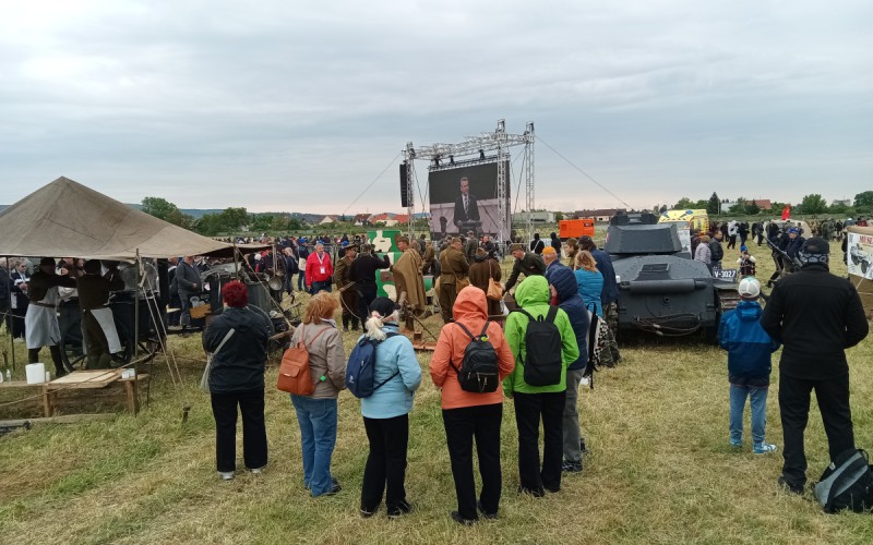 Celoštátne oslavy 80. výročia ukončenia 2. svetovej vojny s účasťou AOS